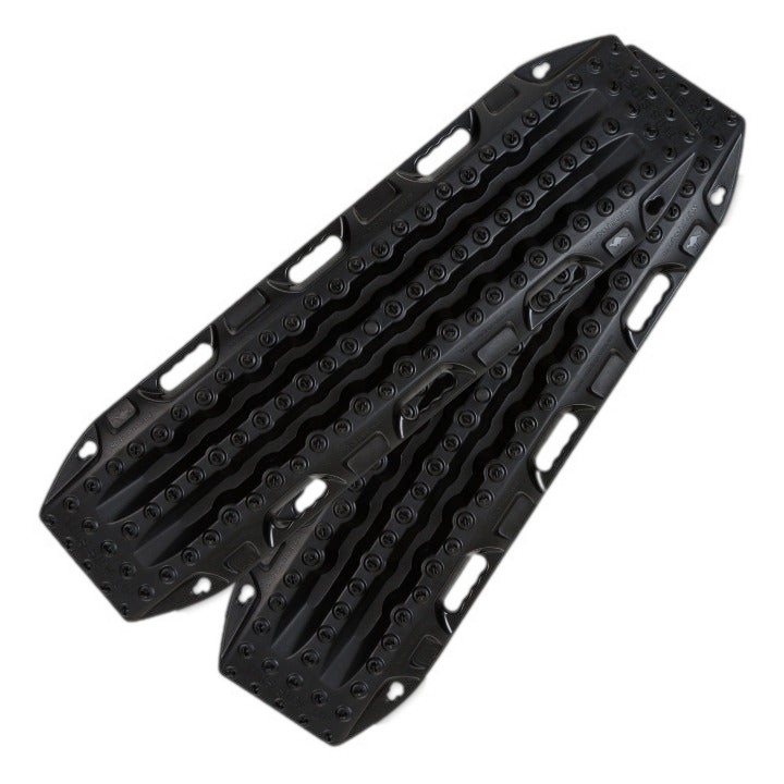 MAXTRAX vs TRED: Best Truck Recovery Boards