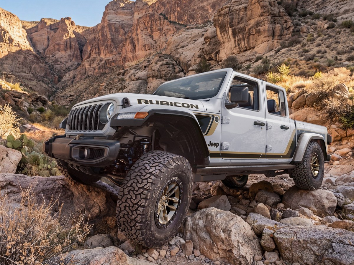 2027 Jeep Gladiator Adds Factory 35-Inch Tire Launch Edition